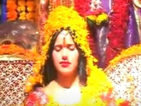 கடவுளிடம் நேரடியாக பேசுகிறேன்– சாமியாரிணி ராதே மாவின் அடுத்த அதிரடி