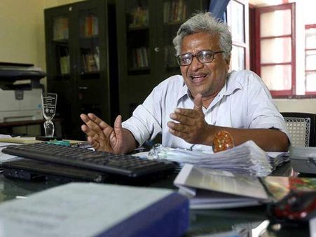 மாணவர்கள் போராட்டம்: சென்னை பல்கலை. அரசியல் துறை தலைவர் பொறுப்பில் இருந்து ராமு மணிவண்ணன் நீக்கம்!