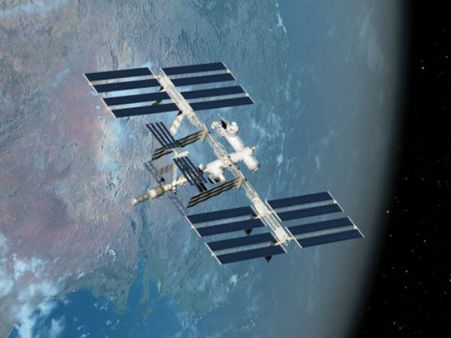 கொல்லைப்புற கொட்டகையிலிருந்து பேசுறேன்.. அங்க 