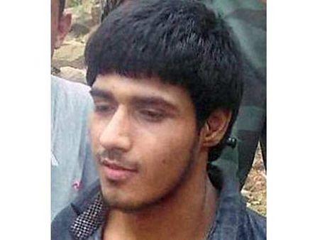 14 நாள் விசாரணையில் பாக். தீவிரவாதி நவேத்தை எடுத்தது தேசிய புலனாய்வு ஏஜென்சி