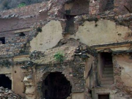 தேனாம்பேட்டையில் 2 மாடிக் கட்டிடம் சரிந்து விழுந்ததில் 20 பேர் அதிர்ஷ்டவசமாக உயிர் பிழைப்பு