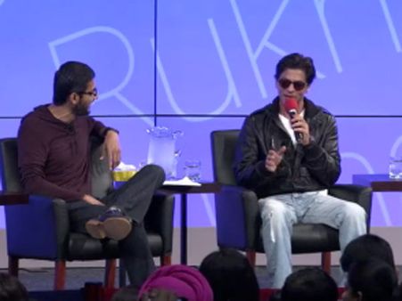 நானும் எலக்ட்ரானிக்ஸ்தான் பாஸ்... சுந்தர் பிச்சைக்கு 'ஸ்வீட் ஷாக்' கொடுத்த ஷாருக்