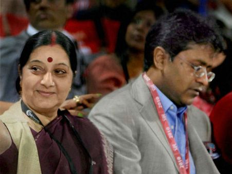 'ப்ளூ கார்னர் நோட்டீஸ் குற்றவாளி' லலித் மோடிக்கு உதவிய சுஷ்மா ராஜினாமா செய்க: காங். வலியுறுத்தல்!