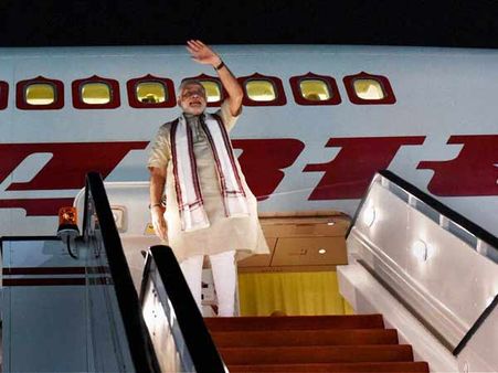 பூட்டானில் தொடங்கி துபாய் வரை... 15 மாதங்களில் 25 நாடுகளை வலம் வந்து விட்ட மோடி