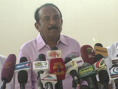 சதானந்த கெளடாவை எதிர்த்து அதிமுகவினர் ஒரு போராட்டம் கூட நடத்தாதது ஏன்.. வைகோ கேள்வி