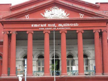 நீதிபதி குன்ஹா அவமதிக்கப்பட்ட வழக்கு. வேலூர் மேயர் உள்பட 34 பேருக்கு கர்நாடக உயர்நீதிமன்றம் நோட்டீஸ்