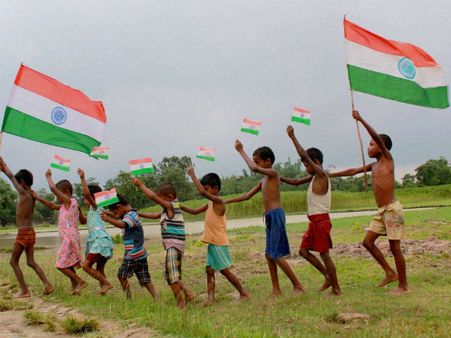 நான் முகம் பார்த்த கண்ணாடிகள் - 4: ஆகஸ்ட் 15-ம் நானும்