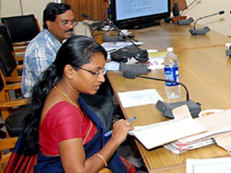 முதல்வரின் துணைச் செயலாளரானார் தனிப் பிரிவு சிறப்பு அதிகாரி இன்னொசென்ட் திவ்யா