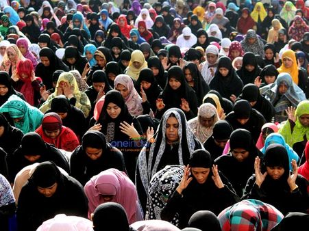 சதவீத அடிப்படையில் குறைந்த இந்துக்கள்.. உயர்ந்தது முஸ்லீம் மக்கள் தொகை