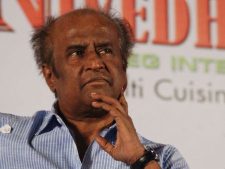 சிவாஜிக்கு மணிமண்டபம்.. முதல்வருக்கு நடிகர்கள் ரஜினிகாந்த், பிரபு மற்றும் தமிழ்த்திரையுலகம் பாராட்டு