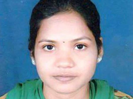 ஒடிசா கூலித் தொழிலாளியின் மகள் ஐ.இ.எஸ் தேர்வில் 13வது இடம் பிடித்து சாதனை!