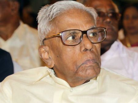 ஆர்.எம்.வீரப்பனின் 90வது பிறந்தநாள்... கருணாநிதி, ஸ்டாலின், ரஜினி நேரில் வாழ்த்து