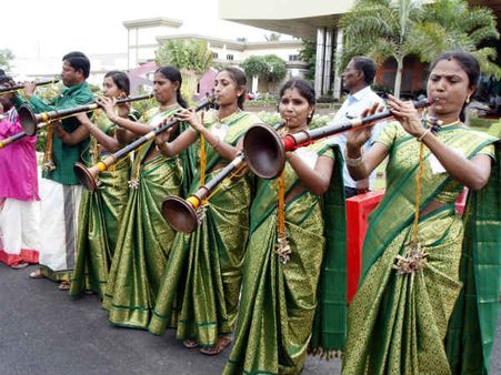 முதலீட்டாளர்கள் மாநாடு: ஆங்காங்கே செண்டை, நாதஸ்வர கச்சேரி - ஸ்தம்பித்துப் போன சென்னை 
