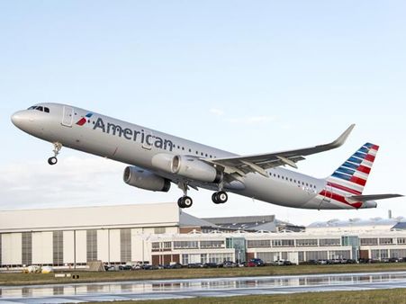 சாப்ட்வேர் கோளாறால் தப்பான விமானத்தை இயக்கிய அமெரிக்கன் ஏர்லைன்ஸ்! அதிர்ச்சியில் பயணிகள்