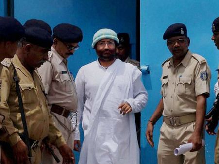 நாராயண் சாய்க்கு கள்ளக்காதலிகள் மூலம் 2 மகன்கள் உள்ளனர்: ஆசாராமின் மருமகள் திடுக் தகவல்