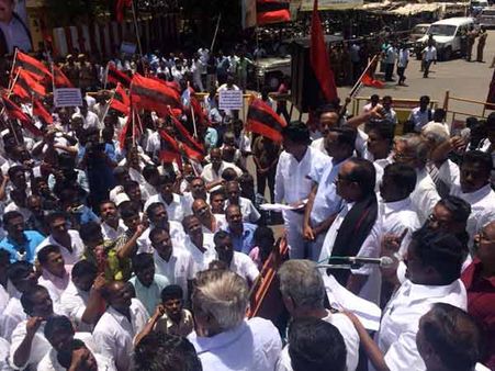 விஷ்ணு பிரியா மரணம் தற்கொலை அல்ல கொலை: வைகோ