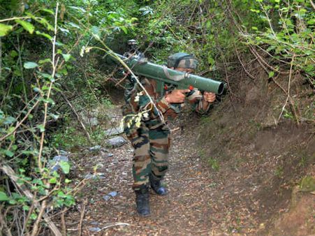 எல்லையில் இந்தியா தடுப்பு சுவர் அமைக்கிறது... ஐ.நா.விடம் பாக். புலம்பல்