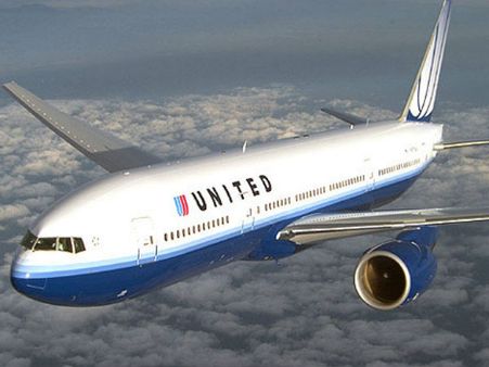 நடுவானில் மயங்கிய துணை விமானி: அவசரமாக தரையிறக்கப்பட்ட யுனைடெட் ஏர்லைன்ஸ் விமானம்