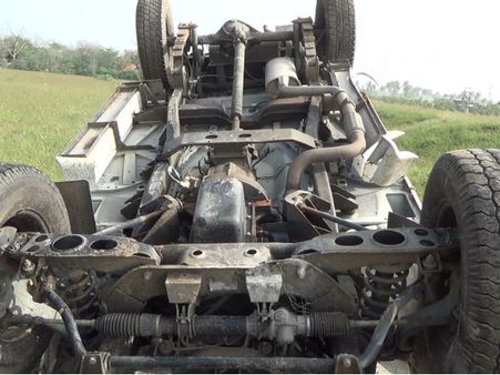 சென்னை: ஓடும் காரில் செல்ஃபி எடுத்த போது விபத்து - ஒருவர் பலி; 3 பேர் படுகாயம்