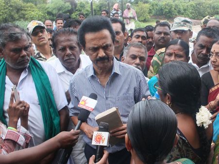 தி.மு.க. ஆட்சியின் 2வது கையெழுத்து 