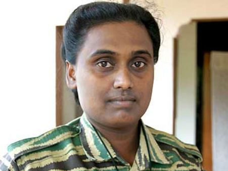 தமிழீழ விடுதலைப் புலிகளின் மகளிர் அரசியல்துறை பொறுப்பாளர் தமிழினி காலமானார்!