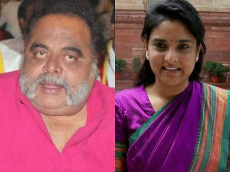 அம்பரீசை தூக்கி விட்டு நடிகை ரம்யாவுக்கு அமைச்சர் பதவி?