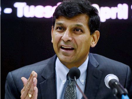 மாற்றுக் கருத்துகளுக்கு மதிப்பளிக்க வேண்டும் - மத்திய அரசை மறைமுகமாக சாடும் ரகுராம் ராஜன்!