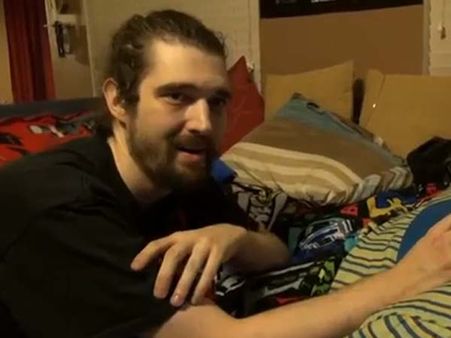 புற்றுநோயால் பாதிக்கப்பட்ட' ஸ்டார் வார்ஸ்' ரசிகனின் கடைசி ஆசை.. நிறைவற்ற ரசிகர்கள் கோரிக்கை