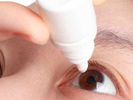 மகாராஷ்டிராவில் கேடராக்ட் ஆபரேஷன் செய்து கொண்ட 14 பேரின் பார்வை பறிபோனது