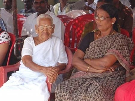 தள்ளாத வயதிலும் தளராமல் போராடியவர்... பாசத்துடன் பசியாற்றியவர் வைகோவின் தாயார்