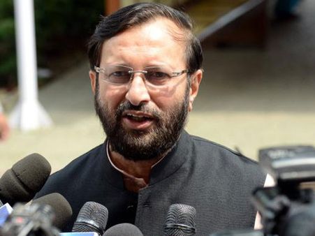 ஜல்லிக்கட்டு போட்டிகளை நடத்த விரைவில் சட்டதிருத்தம் கொண்டு வரப்படும்: பிரகாஷ் ஜவடேகர்