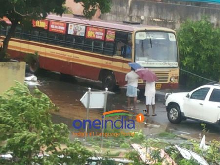 அடடா, பொய் சொல்லி இன்று ஆபீஸுக்கு லீவு போட்டது இப்படி வீணாப் போச்சே!