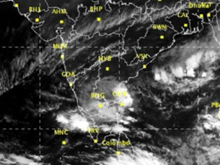 வடமாவட்டங்களில் இன்னும் சில நாட்கள் மழை கொட்டித் தீர்க்குமாம்- சொல்கிறது சென்னை வானிலை மையம்