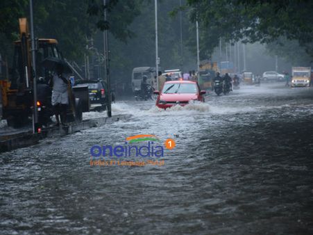 ஒரே நேரத்தில் 2 காற்றழுத்த தாழ்வு மண்டலங்கள்: தமிழகத்தில் 5 நாட்களுக்கு கன மழை பெய்யும்