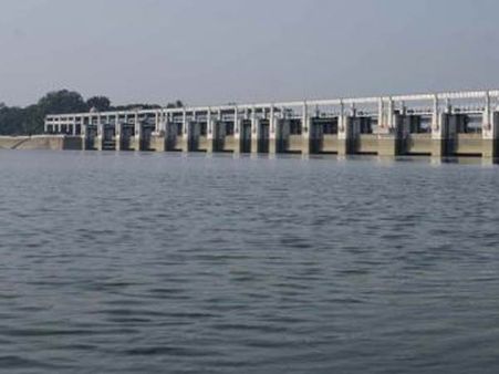 பூண்டி ஏரியில் இருந்து 25 ஆயிரம் கன அடி நீர் திறப்பு - கரையோர மக்களுக்கு வெள்ள அபாய எச்சரிக்கை