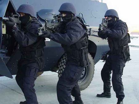 குழந்தைகள், குடும்ப பெண்கள், தீவிரவாதிகள் என 17 பேரை குண்டு வைத்து கொன்ற சீன ராணுவம்