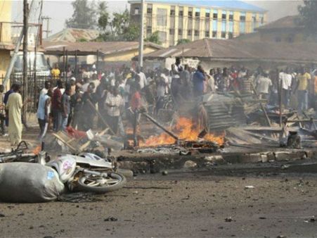 நைஜீரிய மார்க்கெட்டில் குண்டுவெடிப்பு- 32 பேர் பலி, 80 பேர் காயம்