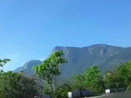 போடிமெட்டு அருகே பலத்த மழை... குடியிருப்புப் பகுதியில் வெள்ளம்… 8 இடங்களில் மண் சரிவு