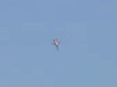 துருக்கி சுட்டு வீழ்த்திய விமானத்தின் ஒரு விமானி உயிருடன் மீட்கப்பட்டதாக ரஷ்யா அறிவிப்பு!!