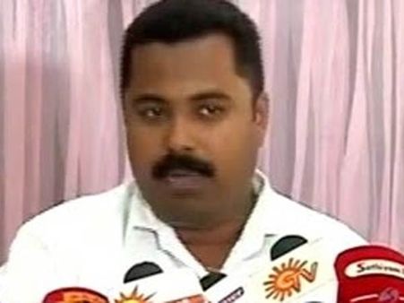 டிஎஸ்பி விஷ்ணுப்பிரியா வழக்கு.. விசாரிக்கப்பட்ட விஷ்ணுப்பிரியாவின் வக்கீல் தற்கொலை முயற்சி