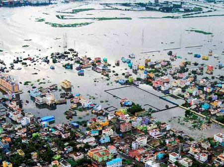 மத்தியக் குழு வருகை எதிரொலி... வெள்ளம் பாதித்த பகுதிகளில் சுத்தப்படுத்தும் பணி துரிதம்