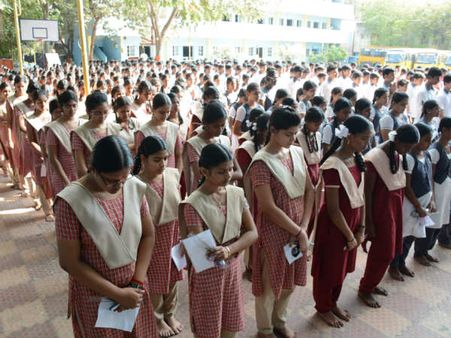 மாணவர்களே உங்களுக்கு ஒரு நல்ல செய்தி!... ஒரு கெட்ட செய்தி!!