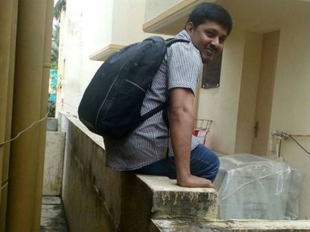 வடியாத வெள்ளம்- வீட்டுக்குள் முடங்கி கிடக்கும் சென்னை அவலம் - ஒரு எழுத்தாளரின் இன்னொரு 'டிராஜெடி'!