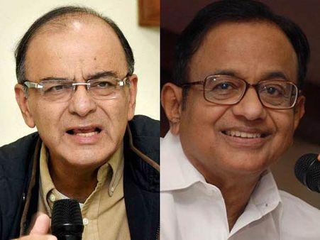 கே -லெஸ்பியன் ஓ.கேதான்... ஜெட்லி, சிதம்பரம்; சுப்ரீம் கோர்ட் தீர்ப்பை மறு பரிசீலனை செய்ய கோரிக்கை