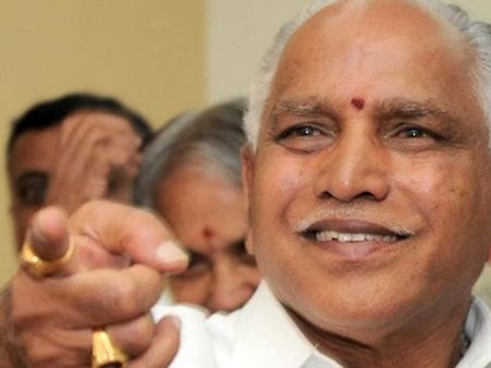 ஆதாரமில்லாமல் அடுத்தடுத்து தள்ளுபடியாகும் வழக்குகள்.. மீண்டும் விஸ்வரூபம் எடுக்கிறார் எடியூரப்பா