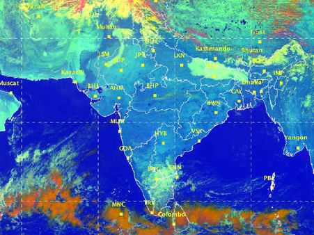 வலுவிழந்தது தாழ்வு நிலை... தொடர் மழைக்கு முற்றுப்புள்ளி ... குமரி, தூத்துக்குடியில் மட்டும் பெய்யும்