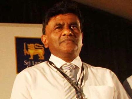 இலங்கை கிரிக்கெட் வாரியத்துடன் தொடர்பில் இருந்த ஒரே தமிழர் மதிவாணனும் வெளியேற்றம்!