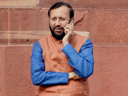 பாரீஸ் பருவநிலை உடன்பாடு: வரலாற்று சிறப்புமிக்கது, மனிதத்திற்கு கிடைத்த வெற்றி- இந்தியா