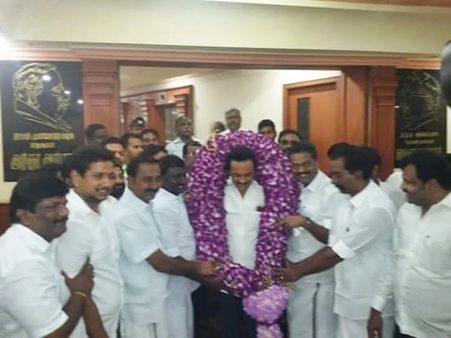 மதிமுகவை விட்டு வெளியேறிய 4 மா. செ. க்கள்: கருணாநிதி முன்னிலையில் திமுகவில் இணைந்தனர்