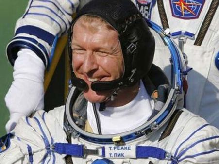 சர்வதேச விண்வெளி நிலையத்திற்கு “பர்ஸ்ட் டிரிப்” - பெருமை தேடிக் கொண்ட இங்கிலாந்து வீரர்!